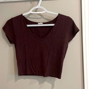 Garage size small burgundy crop tee